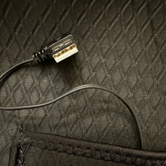 Battery Operated Heated Vest. - Picture 3 of 3